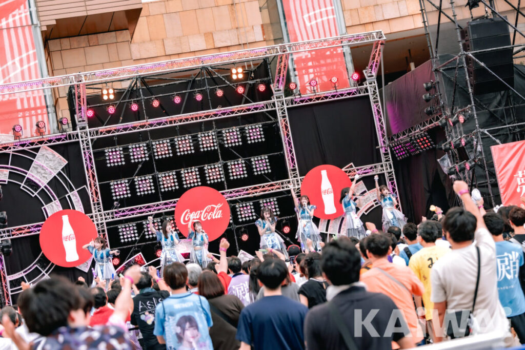 【六本木アイドルフェスティバル2025ライブレポート】AsIs、成長した7人が巻き起こす新しい風