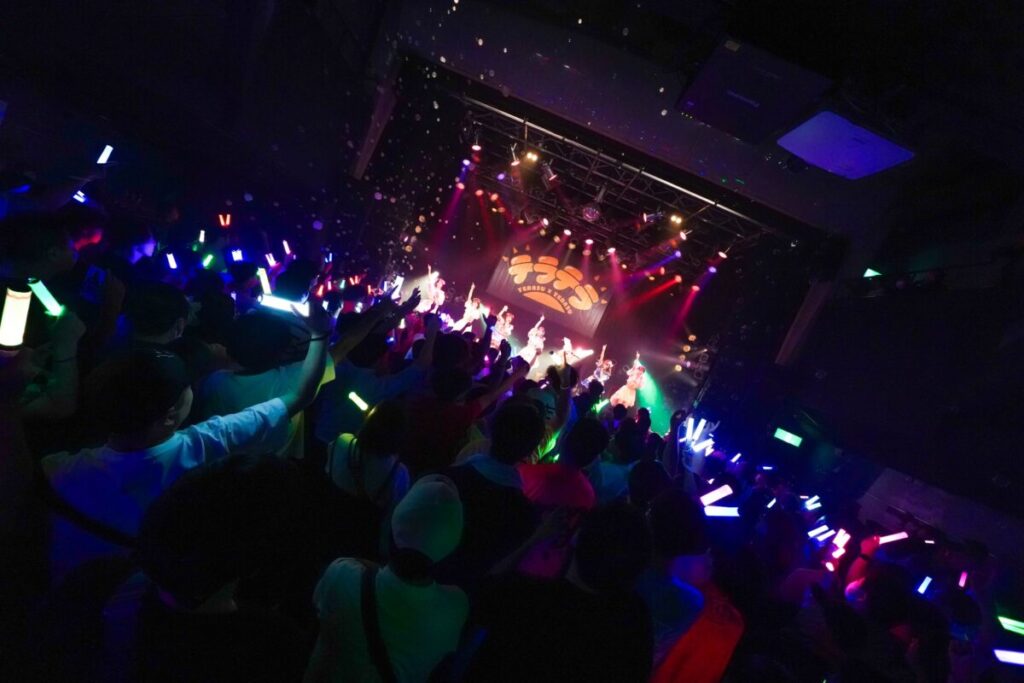 テラテラ、新体制初ワンマンライブ開催