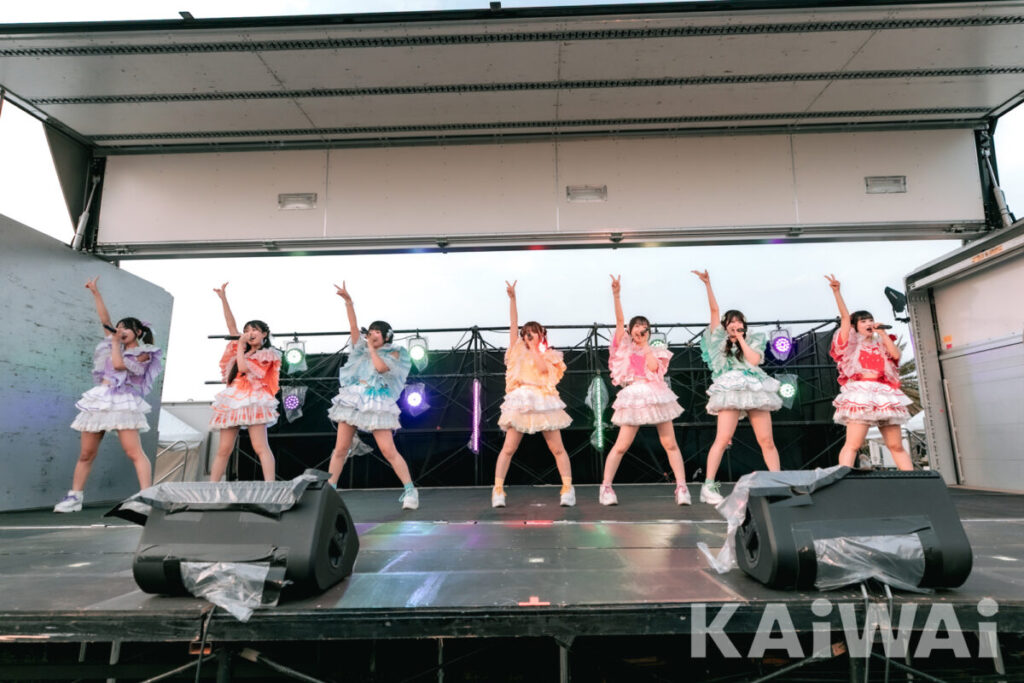 【超NATSUZOME2025ライブレポート】HAPPY CREATORS、多幸感と熱量、その両方で魅せた夏の輪郭