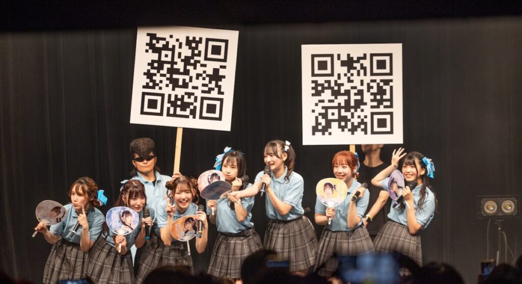 あっとせぶんてぃーん【インタビュー】“萌え”の先にある覚悟「今の7人で良い景色を見たい」