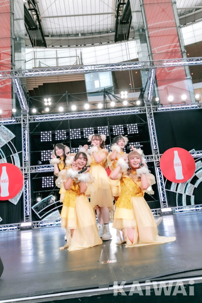 【六本木アイドルフェスティバル2025ライブレポート】fishbowl、夏曲満載で8月に向けて熱気上昇