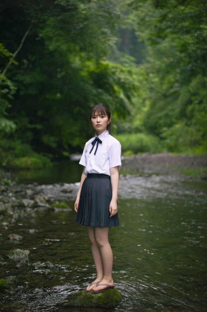乃木坂46 小川彩、清涼感溢れる姿を披露。『B.L.T. SUMMER CANDY 2025』表紙登場