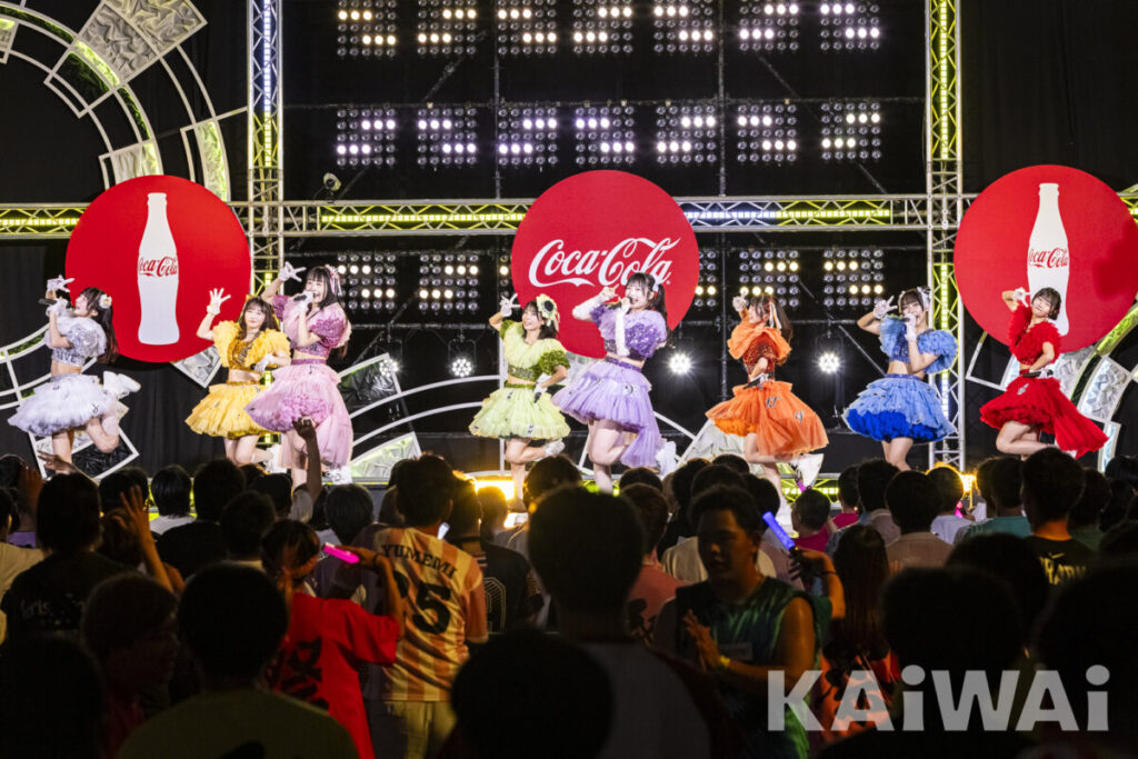 【六本木アイドルフェスティバル2025ライブレポート】FES☆TIVE、8人が作り上げた異次元の祝祭空間