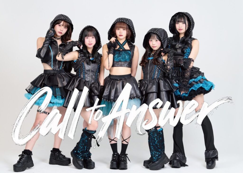 新生女性アイドルグループ・Call to Answer、“威圧感×ロック”衣装完成